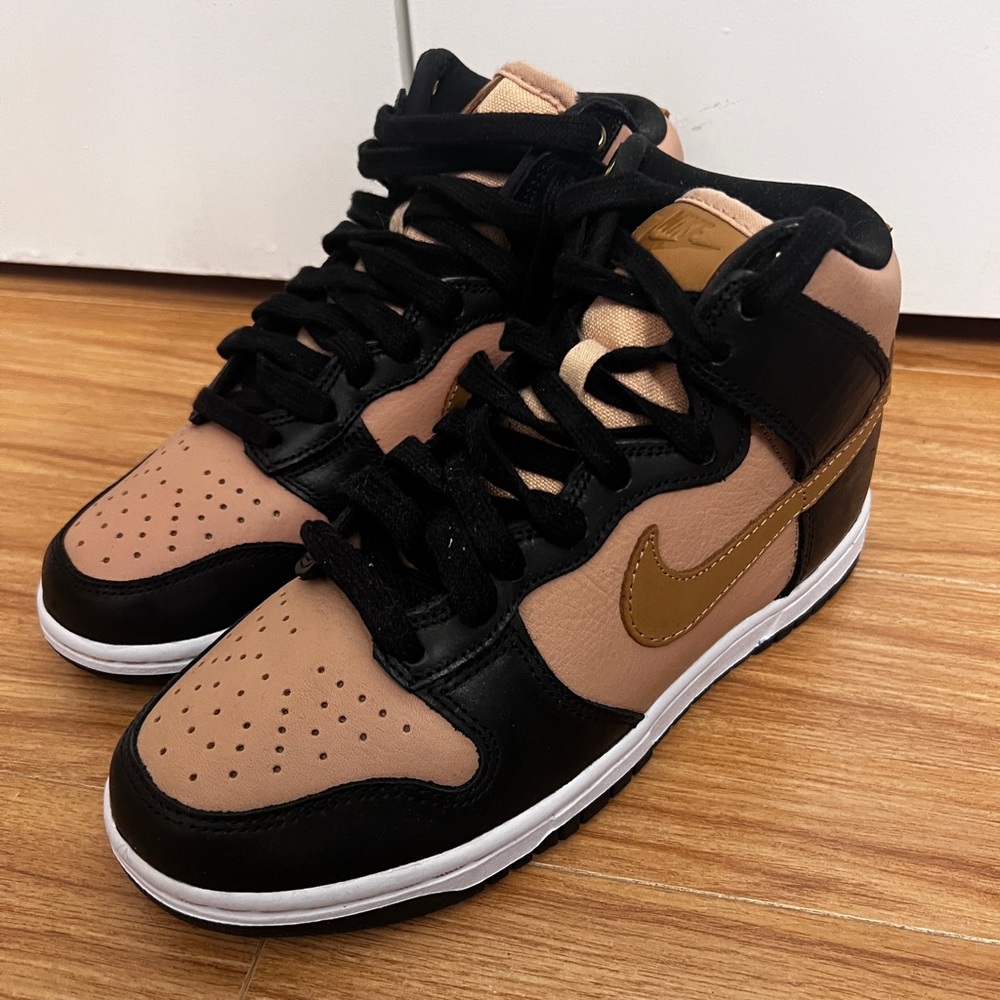Nike Dunk High WMNS